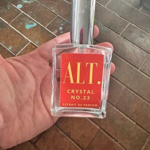 Alt fragrance crystal 23